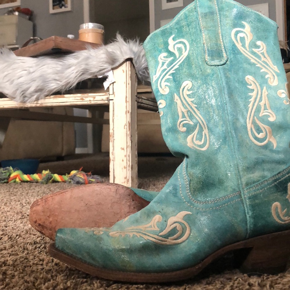 Woman’s corral square boots